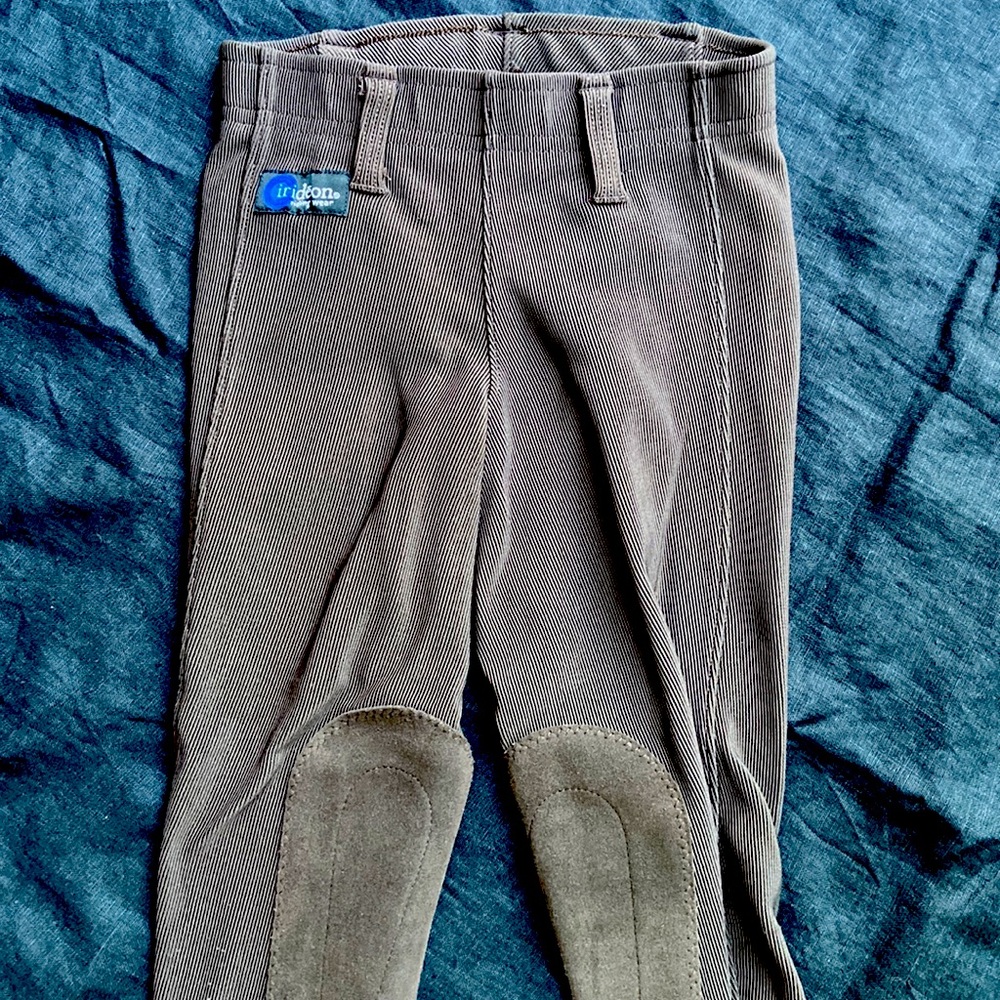Excellent Irideon Knee Patch Breeches in Deep Brown Youth Size Small